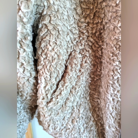 H&M Teddy Bear Jacket Size S NWOT - Picture 4 of 7